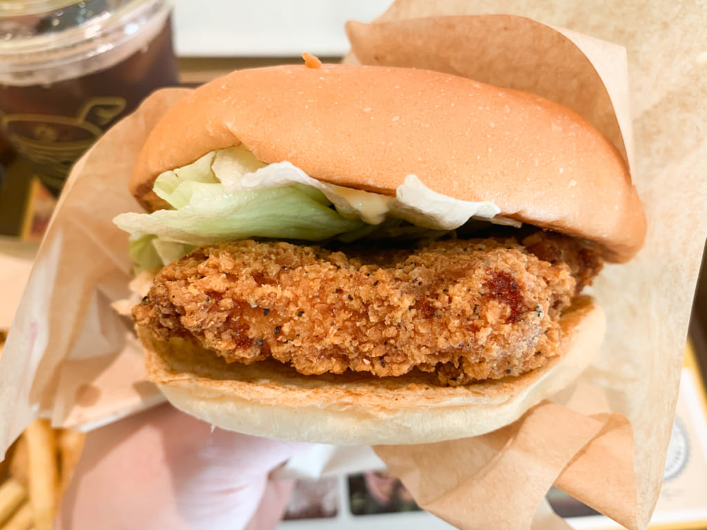 あの「鳥貴族」の新業態「TORIKI BURGER」の絶品チキンバーガー実食ルポ