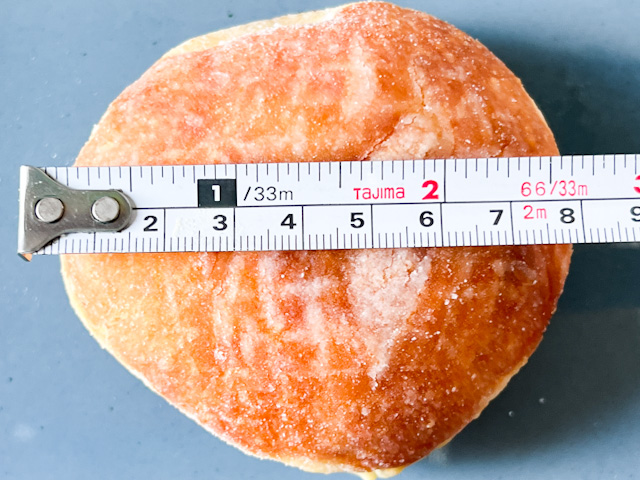 ドーナツの大きさは幅は約8cm