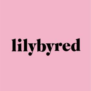 「リリーバイレッド」のブランドロゴ