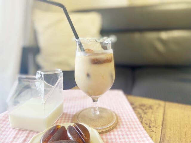 夏季限定商品 3COINS「コーヒー豆型製氷器」で作るカフェオレ