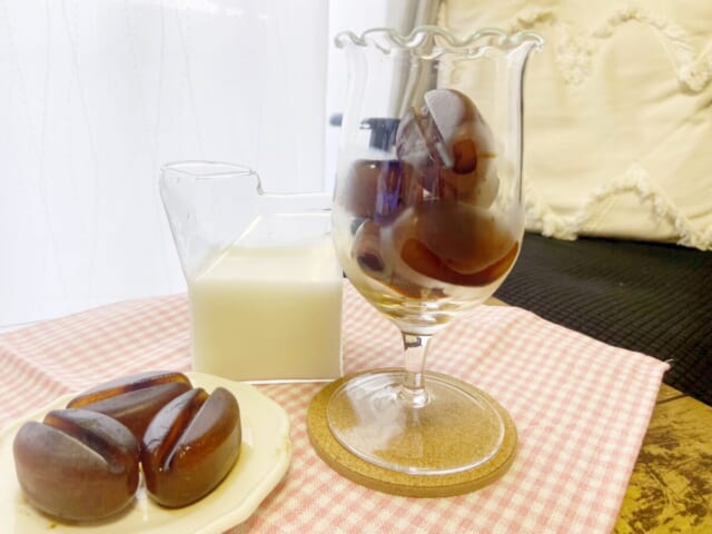3COINS「コーヒー豆型製氷器」で作ったコーヒー氷