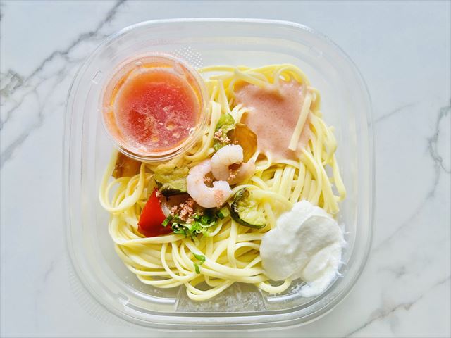 ファミリーマート　冷たいパスタ3種ソース使用！グリル野菜と海老2