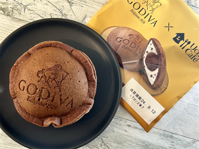 Uchi Café×GODIVA どらもっち ショコラ＆ホイップ