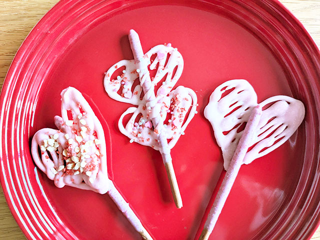 ポッキーで作ったロリポップ風チョコ