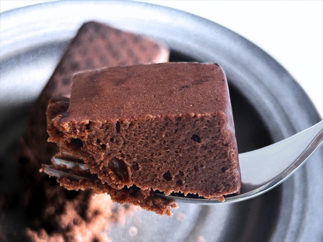 ブリックチョコレートケーキ フォーク2
