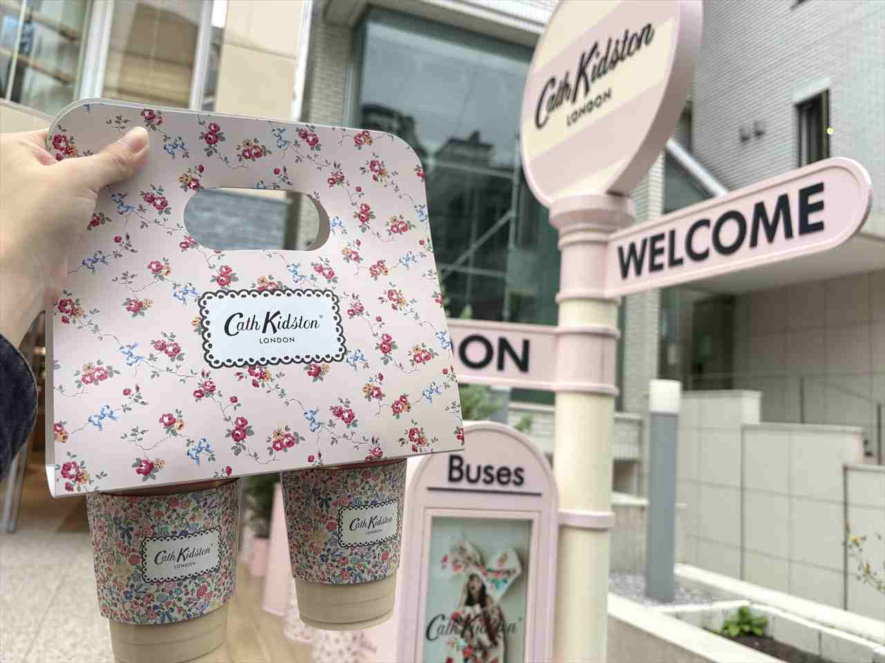 キャスキッドソンドリンクテイクアウト限定バック
