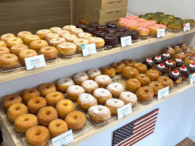 BLANKET DONUTS　ドーナツ