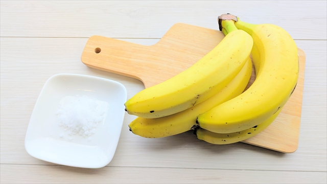 熱中症対策で話題の「塩バナナ」どう食べるのがおいしい?ちょい足し絶品アレンジレシピ3選 塩とバナナ