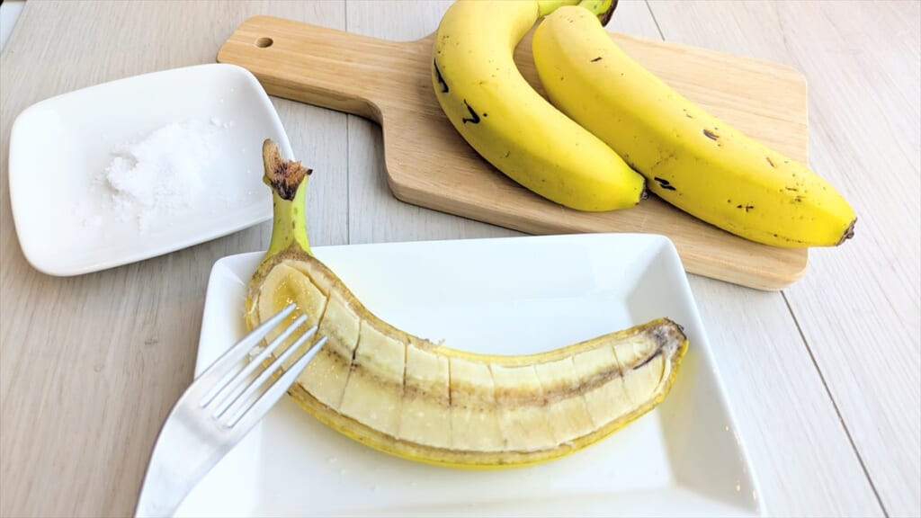 熱中症対策で話題の「塩バナナ」どう食べるのがおいしい?ちょい足し絶品アレンジレシピ3選 塩バナナ