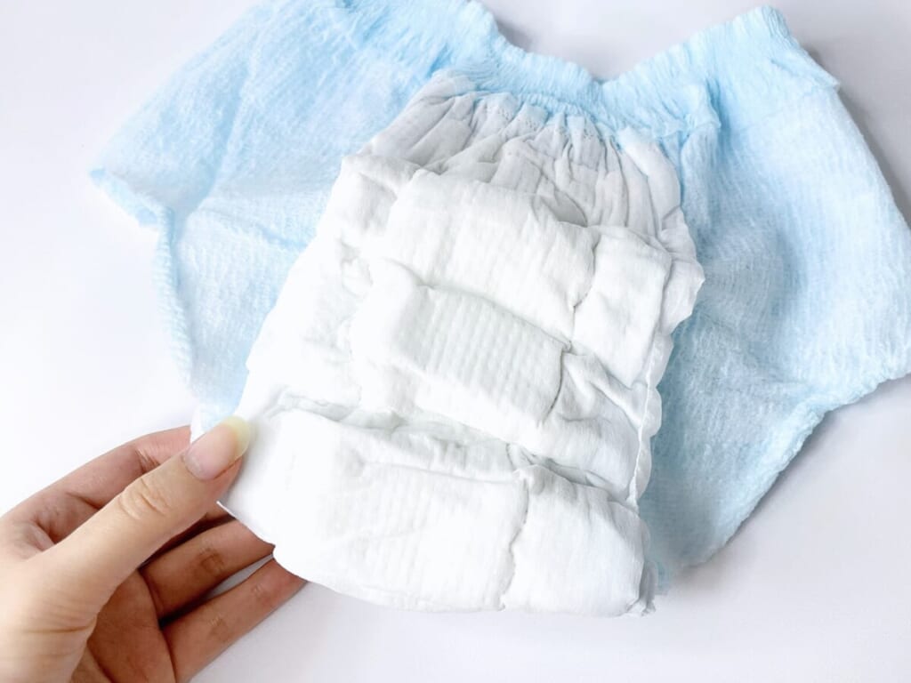 ソフィ「超熟睡®ショーツ 涼肌(すずはだ)」のシート面