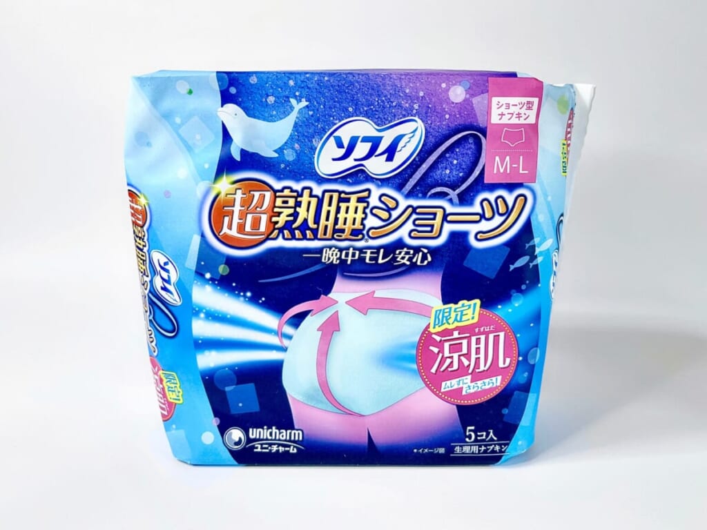 ソフィ「超熟睡®ショーツ 涼肌(すずはだ)」のパッケージ
