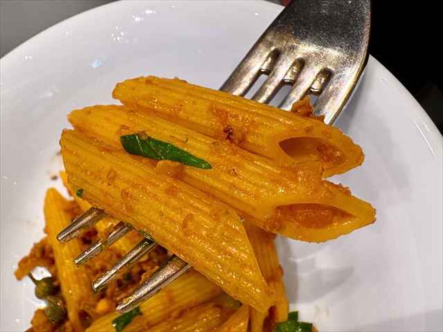 Penne Rigate with Whisky Octopus Ragù(ペンネリガーテ ウイスキー 蛸のラグーソース 絡まる風土を樽に込めて)試食2