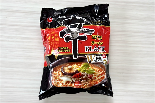 辛ラーメン ブラック 袋麺