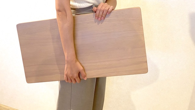 折りたたんで持ち運べるミニテーブル <65×30cm> 手軽に持ち運べる