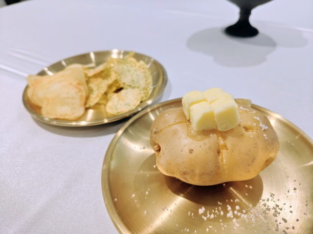 湖池屋オンラインショップ限定・「今金男しゃくポテトチップス」に使用される「今金男しゃく」(先行お披露目会にて)