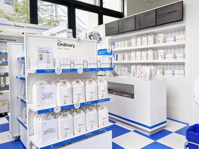 カナダ発ヴィーガンスキンケアブランド「The Ordinary」2025年8月23日（土）〜2025年8月31日（日）東京・下北沢ポップアップストア「The Ordinary Mini-Mart.」内装