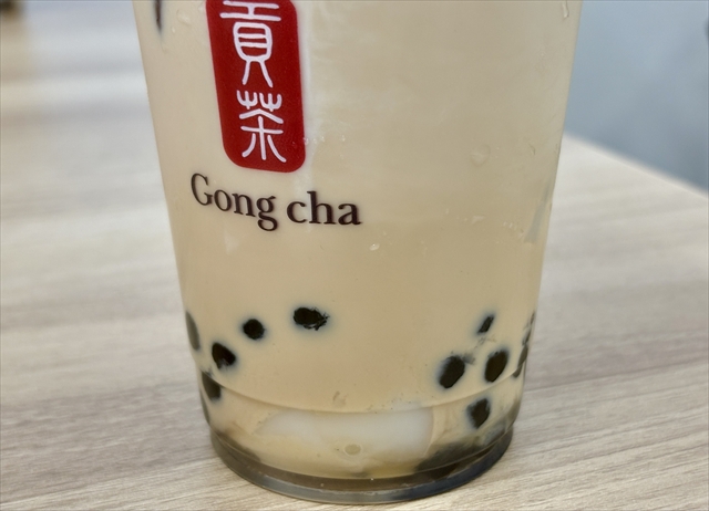 台湾豆花 パール ミルクティー 側面アップ