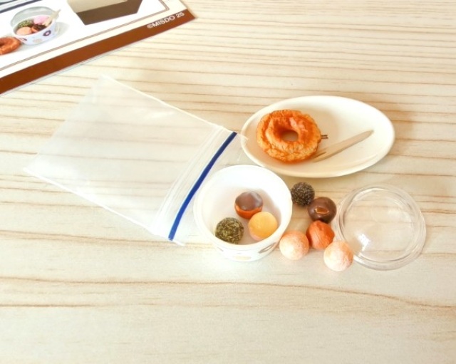 株式会社リーメント・ぷちサンプルシリーズ「まぁるいしあわせ ミスタードーナツ」(今日のランチは汁そばに決まり!)ドーナツポップ