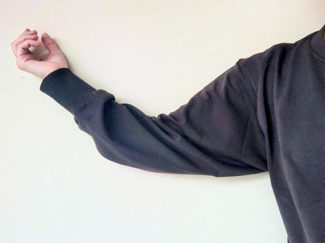 「TENTIAL」・「BAKUNE」シリーズ（BAKUNE パジャマ）BAKUNE スウェット ウィメンズ（着用）2