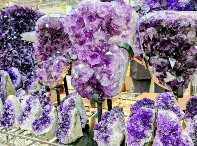 第13回「国際宝飾展」 秋(秋のIJT) 2025年10月29日~2025年10月31日(国際宝飾展 秋、会場パシフィコ横浜)アメジスト(鉱物)