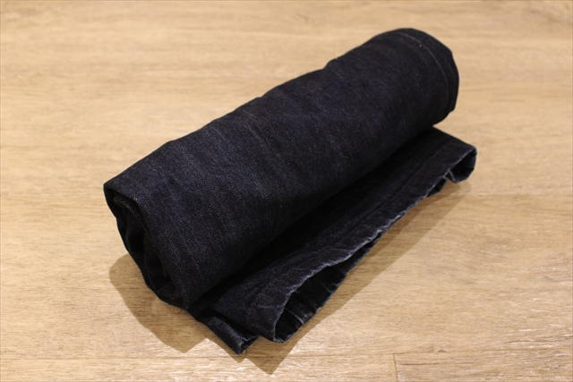デニムの収納 ロール