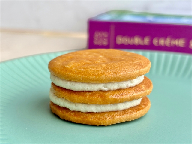 ダブルクリームサンド　山ぶどう