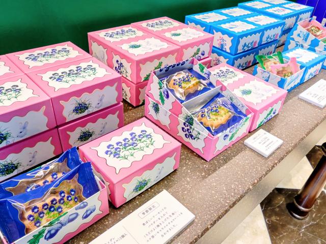 東京都渋谷区・「ルル メリー 青山通り店」お花のティグレ