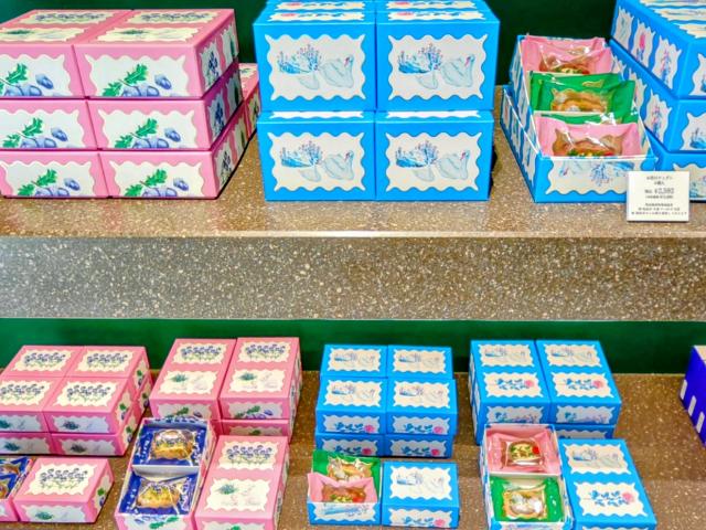 東京都渋谷区・「ルル メリー 青山通り店」お花のティグレ2