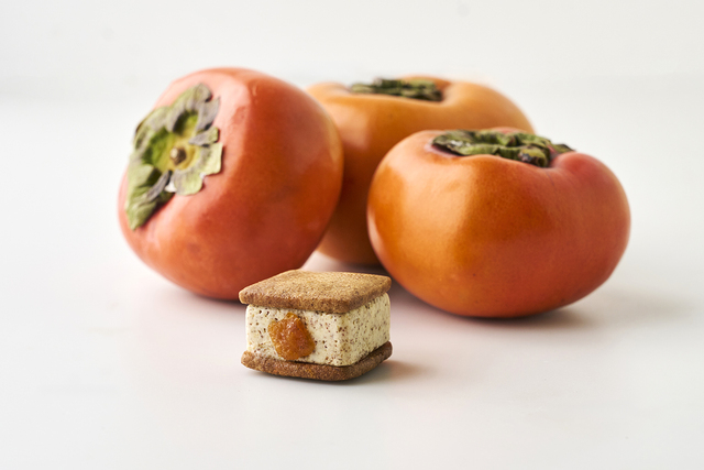 天空の村 “紀の川柿”(季節限定・和歌山フレーバー)　320円（税込）