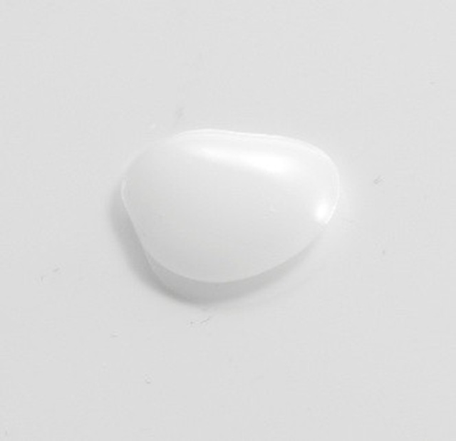 薬用うるおいセラミドミルク(医薬部外品)　テクスチャ