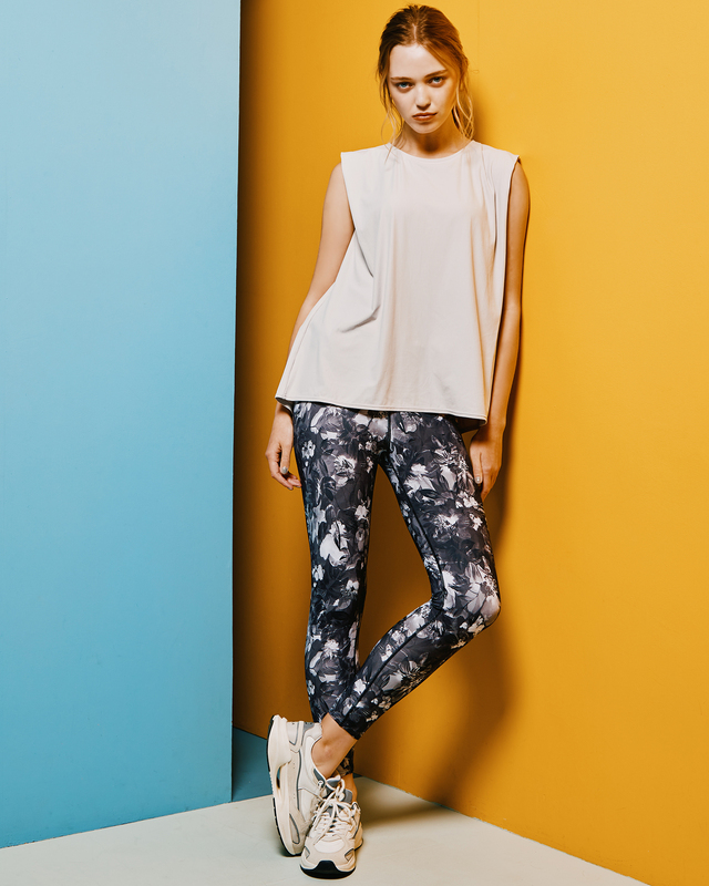 【水陸両用】 トップス