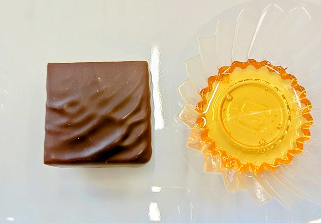 はちみつ専門店「ラベイユ」2026年バレンタイン限定「はちみつボンボンショコラ」ギリシャ産タイムのはちみつ<ダーク>