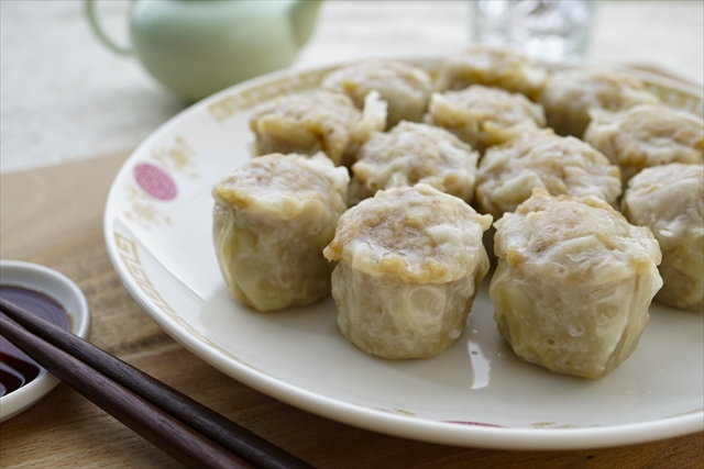 成城石井自家製 国産豚のジューシー焼売(小)12個 755円