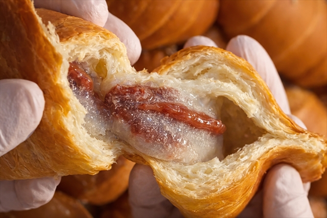 「もち塩パン」