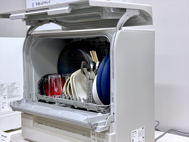 食器洗い乾燥機 NP-TSK2　２