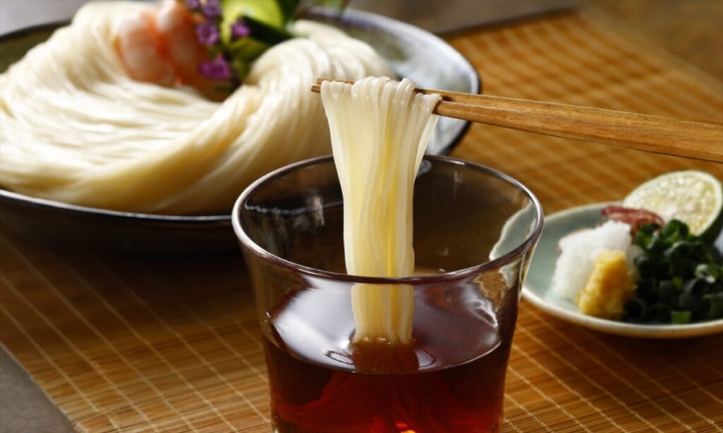 「オカベ」の極細めん