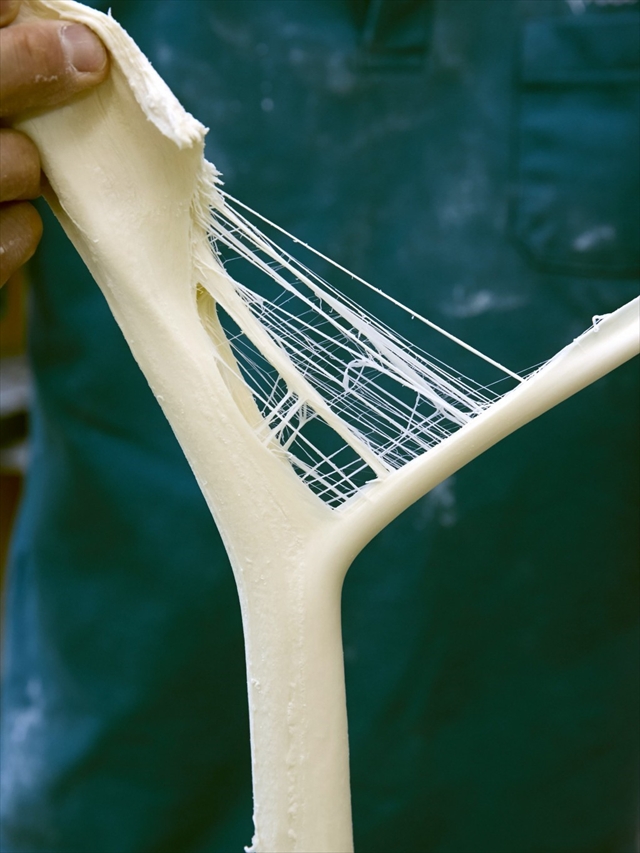 おいしさが決まる“18の麺の層”