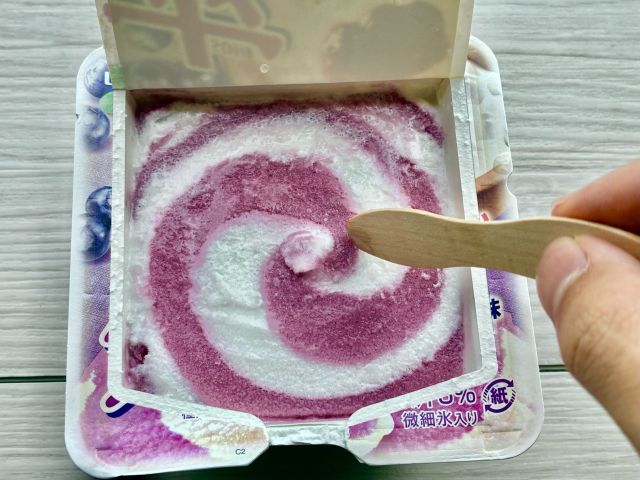 爽ブルーベリーヨーグルト味を実食