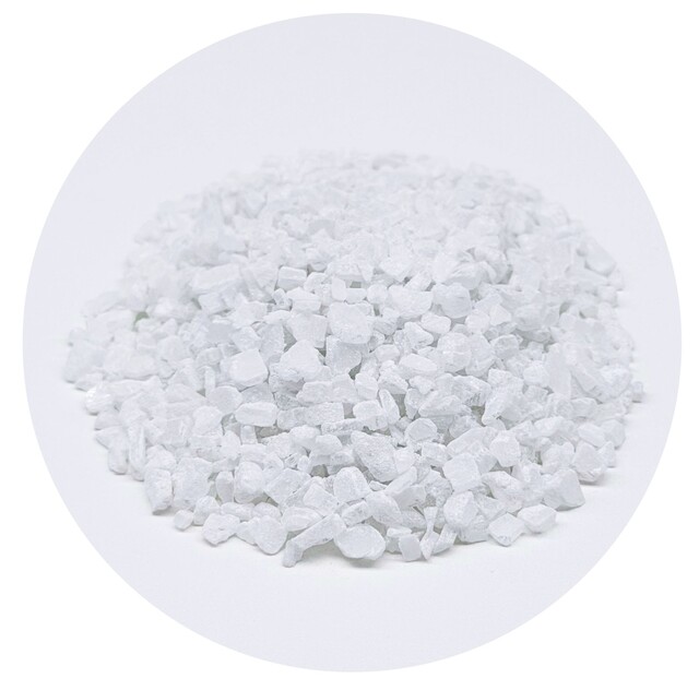 体を温める効果で知られるホットゆずシナモンエキス※3とミネラル豊富な死海の塩を配合