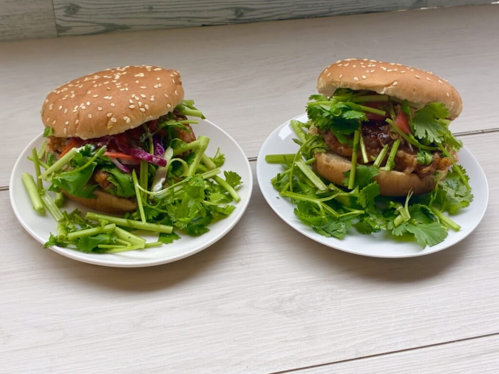 パクチーチキンバーガー　フレッシュネスバーガー　