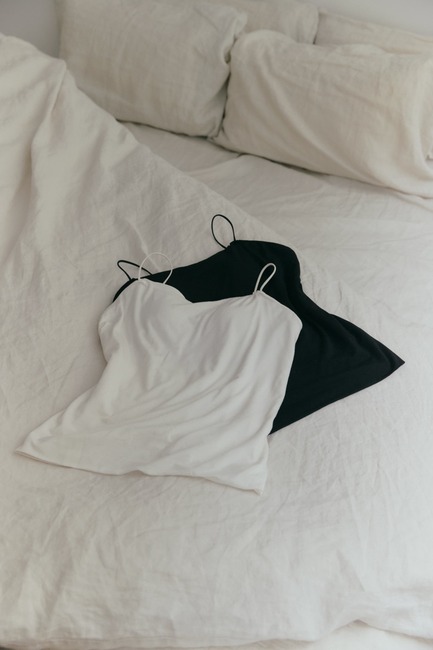 Cup In Bare Camisole(カップインベア キャミソール)　11,000円（税込）