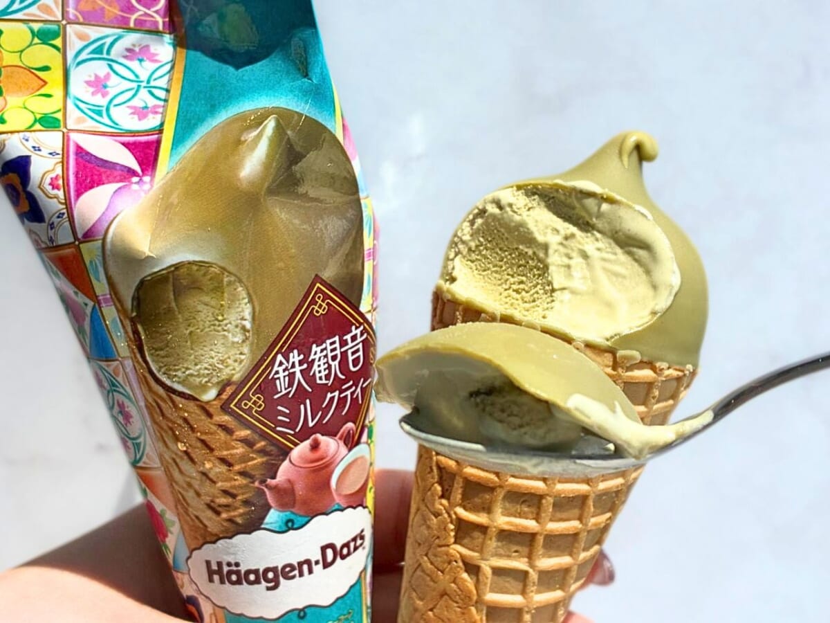 ハーゲンダッツ クリーミーコーン 鉄観音ミルクティー