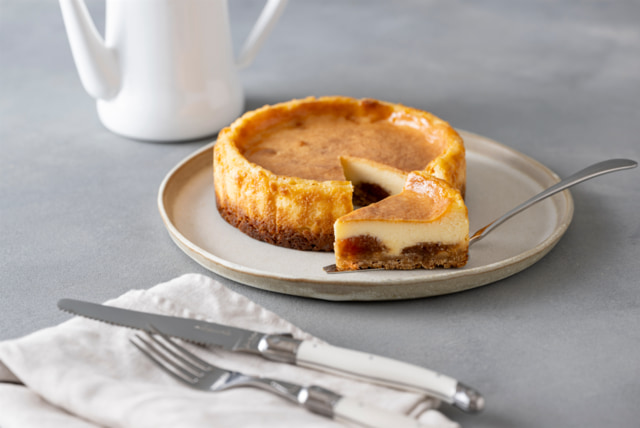 タルトタタンチーズケーキ