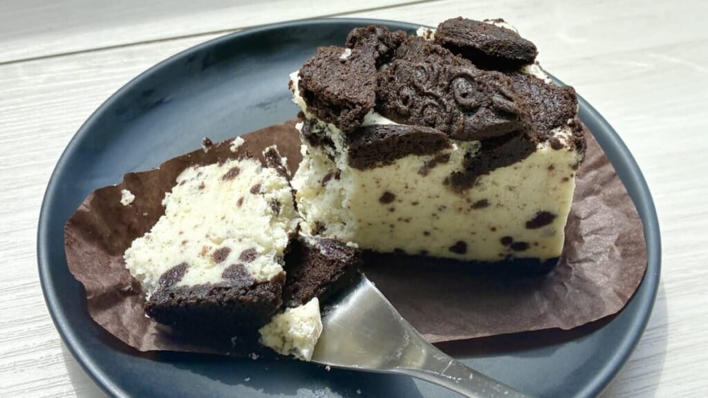 クッキー＆クリーム チーズケーキ　食感