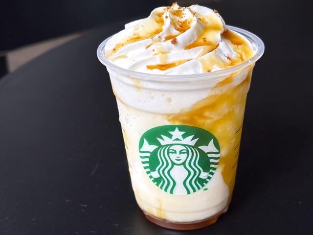 とろり蜜芋 紅はるか フラペチーノ®全体