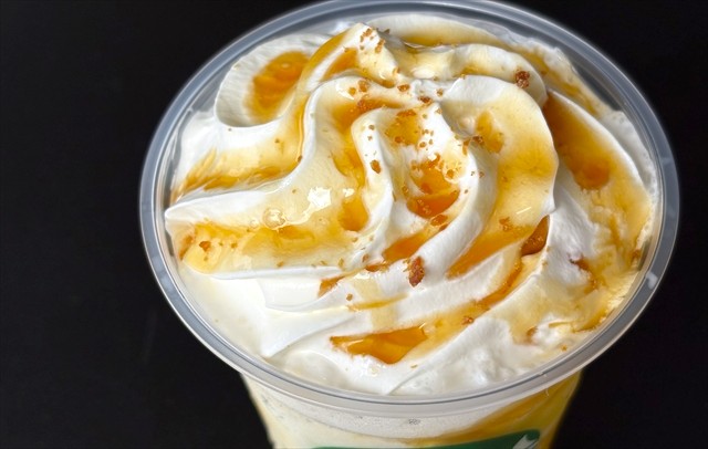 とろり蜜芋 紅はるか フラペチーノ®上部アップ