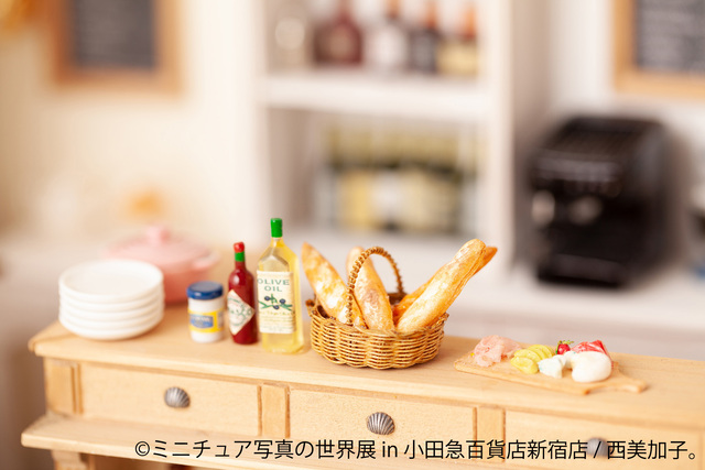 展示作品：西美加子。